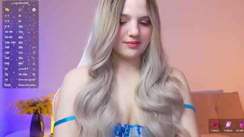 Snapshot of giannagem chatting on 02.28.25 Roxy online show from 02.28.25