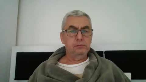 gigi1970 online show from 10.11.25