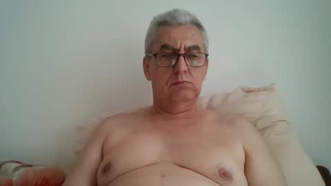 gigi1970 online show from 04.19.26