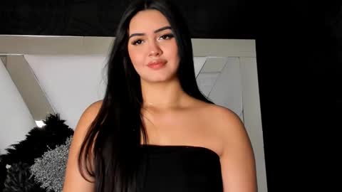 Snapshot of gigi_wilden chatting on 12.30.24 gigi wilden online show from 12.30.24