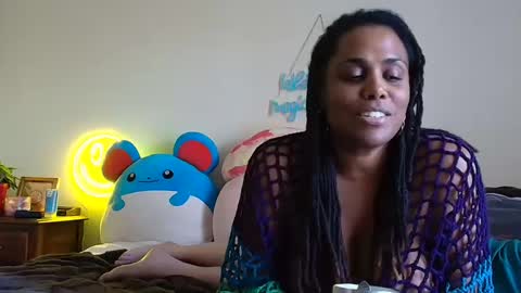 Snapshot of gigimcfee chatting on 09.09.25 G Money online show from 09.09.25