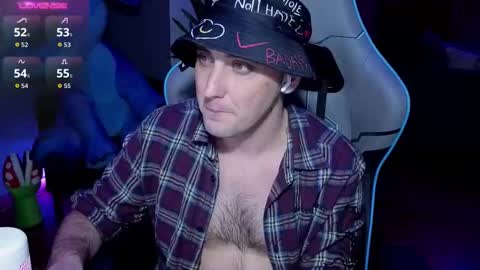 Snapshot of gil_gamesh2nd chatting on 02.04.26 Mirko online show from 02.04.26