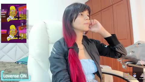Snapshot of gimenalara chatting on 10.01.25 Gimena online show from 10.01.25