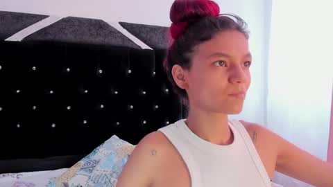 Snapshot of gimenalara chatting on 05.15.26 Gimena online show from 05.15.26