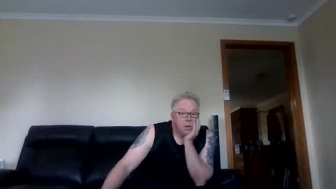 gimmmieoooo online show from 09.14.25