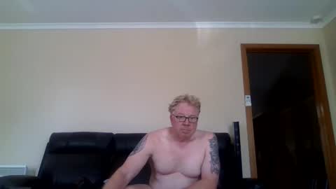 gimmmieoooo online show from 02.18.26