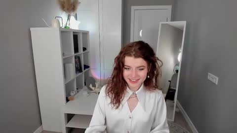 Gin online show from 02.10.25