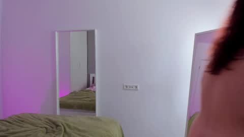 Gin online show from 02.21.25