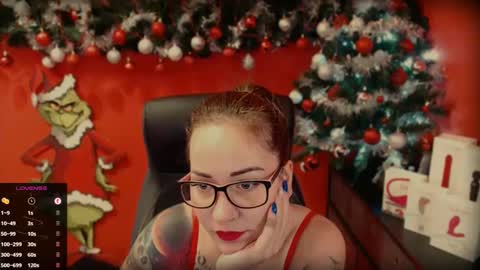 Snapshot of gina_hotlick chatting on 12.16.24 gina_hotlick online show from 12.16.24