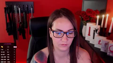 Snapshot of gina_hotlick chatting on 01.10.25 gina_hotlick online show from 01.10.25