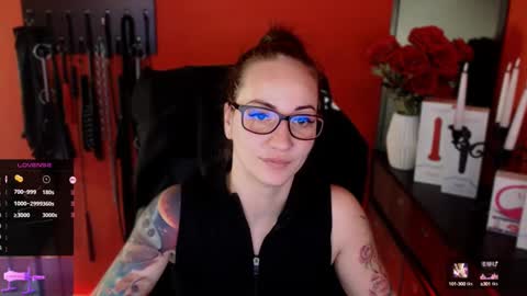 Snapshot of gina_hotlick chatting on 03.07.25 gina_hotlick online show from 03.07.25