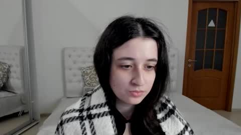 Snapshot of ginablum chatting on 12.03.24 Kate online show from 12.03.24