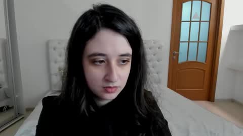 Snapshot of ginablum chatting on 12.07.24 Kate online show from 12.07.24