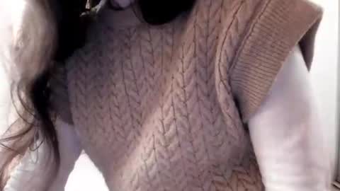 Snapshot of ginablum chatting on 12.17.24 Kate online show from 12.17.24