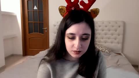 Snapshot of ginablum chatting on 12.28.24 Kate online show from 12.28.24