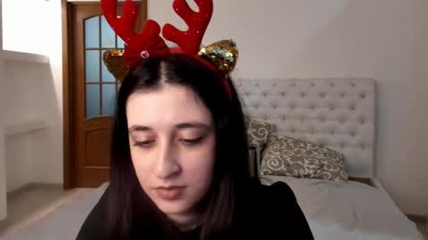 Snapshot of ginablum chatting on 01.04.25 Kate online show from 01.04.25