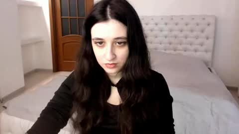 Snapshot of ginablum chatting on 01.15.25 Kate online show from 01.15.25