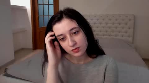 Snapshot of ginablum chatting on 01.22.25 Kate online show from 01.22.25