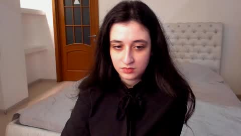Snapshot of ginablum chatting on 01.29.25 Kate online show from 01.29.25