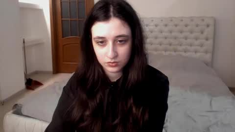 Snapshot of ginablum chatting on 01.31.25 Kate online show from 01.31.25