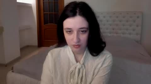 Snapshot of ginablum chatting on 02.02.25 Kate online show from 02.02.25
