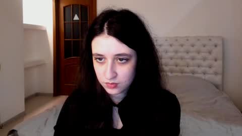 Snapshot of ginablum chatting on 02.06.25 Kate online show from 02.06.25