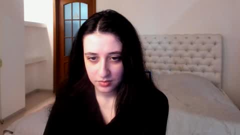 Snapshot of ginablum chatting on 02.10.25 Kate online show from 02.10.25