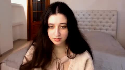 Snapshot of ginablum chatting on 02.12.25 Kate online show from 02.12.25