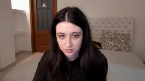 Snapshot of ginablum chatting on 03.04.25 Kate online show from 03.04.25