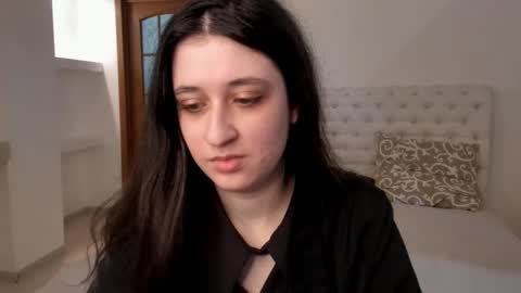 Snapshot of ginablum chatting on 03.05.25 Kate online show from 03.05.25