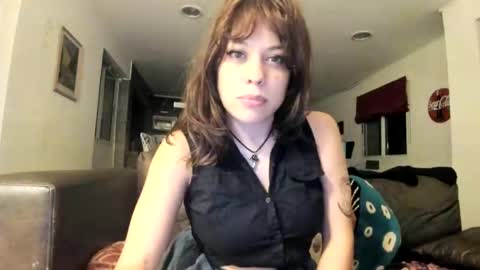 Snapshot of ginakatana chatting on 02.17.25 Gina Katana online show from 02.17.25