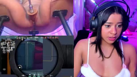 Snapshot of ginakurt_ chatting on 09.18.25 Gina online show from 09.18.25