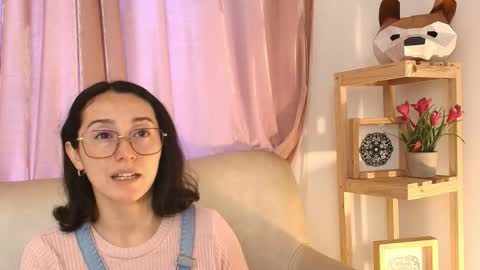 Snapshot of ginevra_esposito chatting on 04.27.26 Ginn online show from 04.27.26