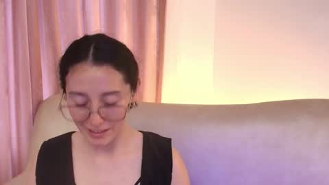 Snapshot of ginevra_esposito chatting on 04.29.26 Ginn online show from 04.29.26