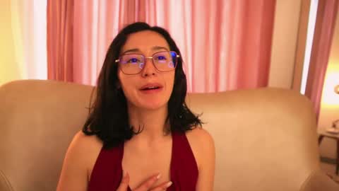Snapshot of ginevra_esposito chatting on 05.26.26 Ginn online show from 05.26.26