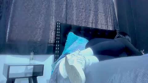 Snapshot of ginger_amarett chatting on 10.15.25 Miss online show from 10.15.25