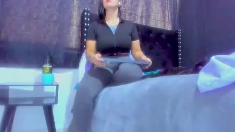 Snapshot of ginger_amarett chatting on 10.19.25 Miss online show from 10.19.25
