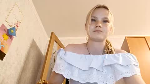Snapshot of ginger_anna_est chatting on 07.21.26 Ginger Anna online show from 07.21.26