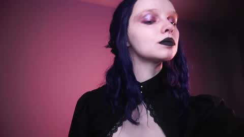        im expecting 350 thumbs up on my altar   online show from 02.14.25