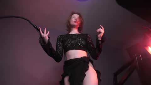        im expecting 350 thumbs up on my altar   online show from 02.22.25