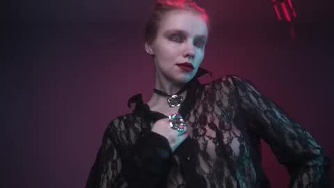 Snapshot of ginger_hugs chatting on 01.16.26 im expecting 350 thumbs up on my altar online show from 01.16.26