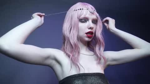 Snapshot of ginger_hugs chatting on 02.19.26 im expecting 350 thumbs up on my altar online show from 02.19.26