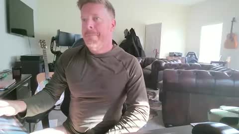 Snapshot of gingerzaddy chatting on 11.28.25 gingerzaddy online show from 11.28.25