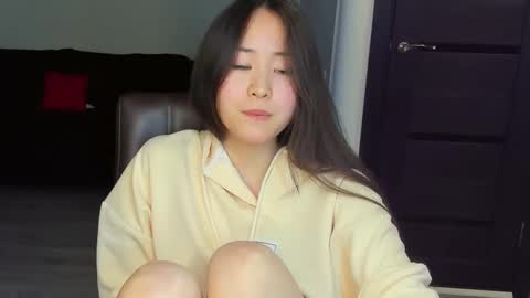 Snapshot of ginnycherry chatting on 02.13.25 Ginny online show from 02.13.25