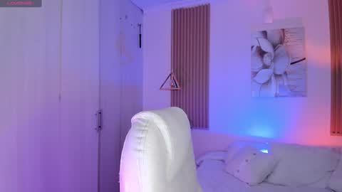 Kendall online show from 01.19.25