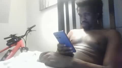 gino_crazy87 online show from 04.17.26