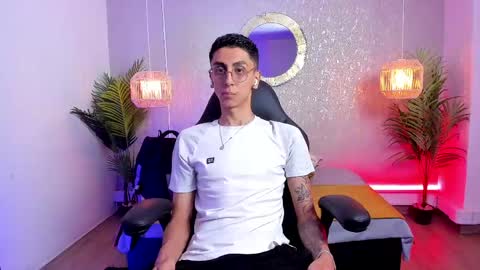 Snapshot of gio_carangi chatting on 04.28.26 Gio Carangi online show from 04.28.26