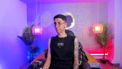 Snapshot of gio_carangi chatting on 04.29.26 Gio Carangi online show from 04.29.26