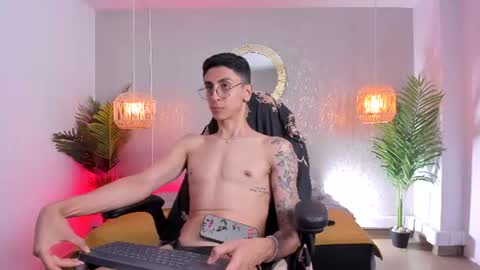 Snapshot of gio_carangi chatting on 06.18.26 Gio Carangi online show from 06.18.26