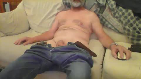 Snapshot of gioia2 chatting on 09.21.25 big one online show from 09.21.25
